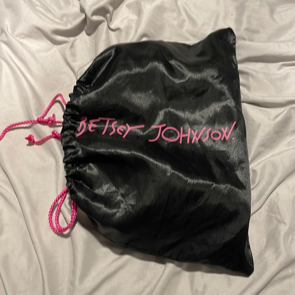 Patent leather Betsey Johnson bag